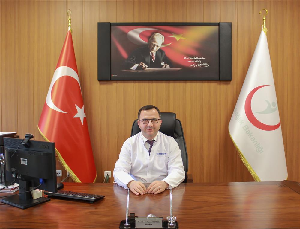 Başhekim Mehmet Ertürk.JPG